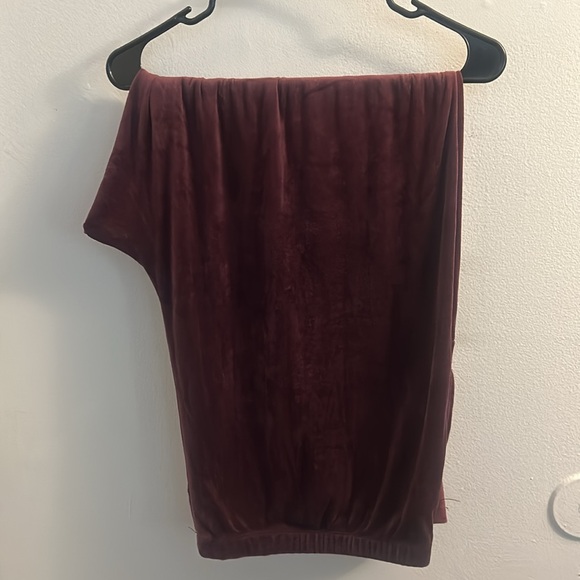 Pajama set - Picture 6 of 9